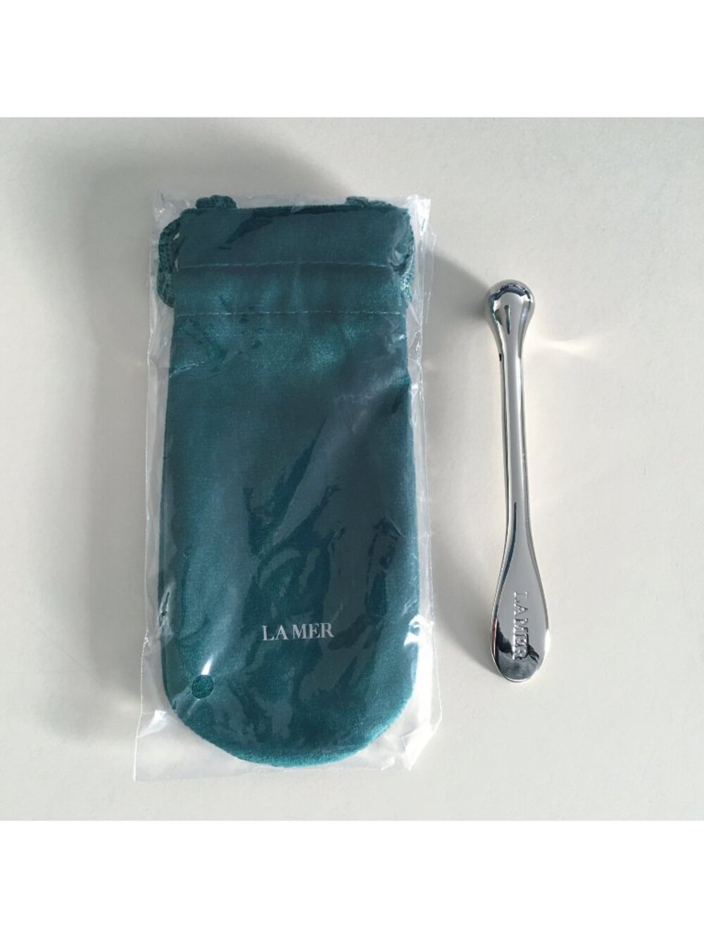 La Mer Face Massage Tool